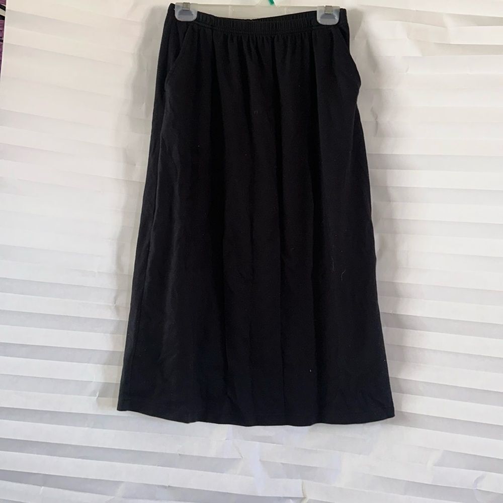 Blair Black Skirt – Women's Medium, Elastic Waist, Classic Everyday Style